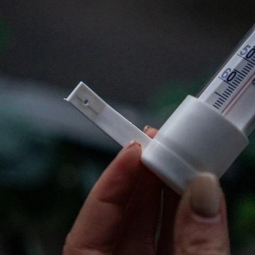 Λευκό θερμόμετρο εξωτερικού χώρου (-50°C έως +50°C) 18cm - 6