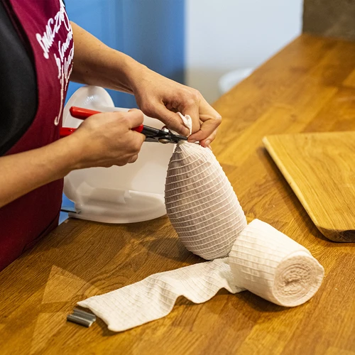 Λευκό δίχτυ αλλαντοποιίας με διαστάσεις 12,5 cm x 5 m, με θερμική αντοχή έως 220°C - 5