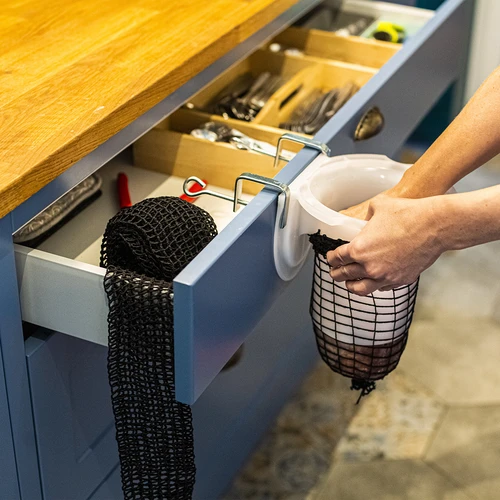 Μαύρο δίχτυ αλλαντοποιίας διαστάσεων 18 cm x 5 m, με αντοχή στη θερμότητα έως 220°C - 3