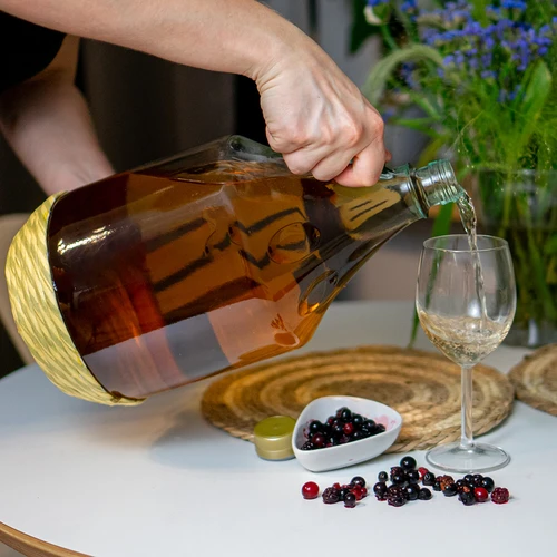 Νταμιτζάνα Dama 5L με πλαστικό περίβλημα, με βιδωτό καπάκι - 5