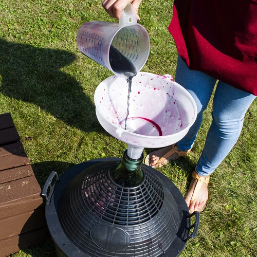 Νταμιτζάνα για κρασί 34 L σε πλαστικό καλάθι - 8