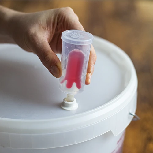 Υδροπαγίδα ζύμωσης Ήσυχες Μέρες και Νύχτες - 7