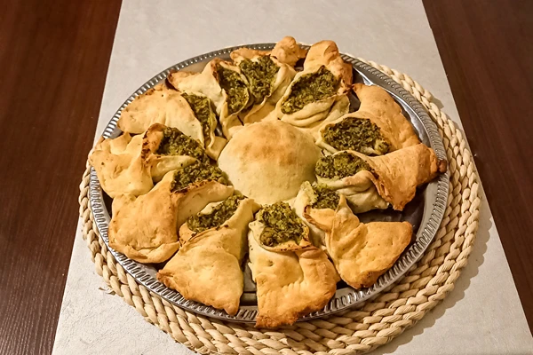 Αστέρι ζύμης με μαγιά και σπανάκι