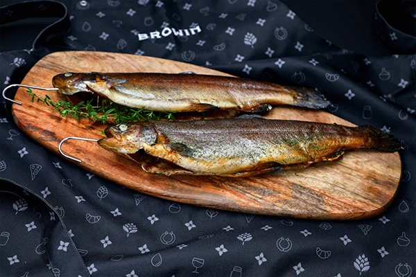 Καπνιστή πέστροφα