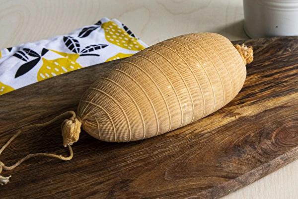 Καπνιστό τυρί με πυτιά