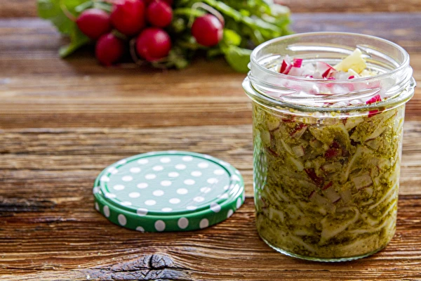 Πέστο από φύλλα ραπανιού