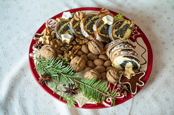 Χριστουγεννιάτικο μακόβιετς, που πάντα πετυχαίνει!